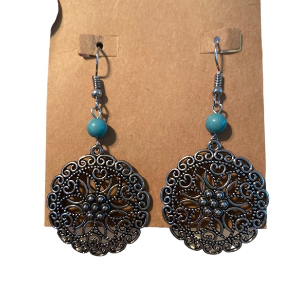 IRON ORCHARD STUDIO SILVER MEDALLION BOHO DANGLY EARRINGS FISH HOOK WIRES NWT - Picture 3 of 4